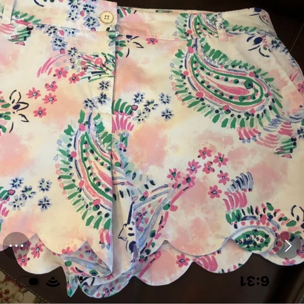 Crown and ivy shorts size 16